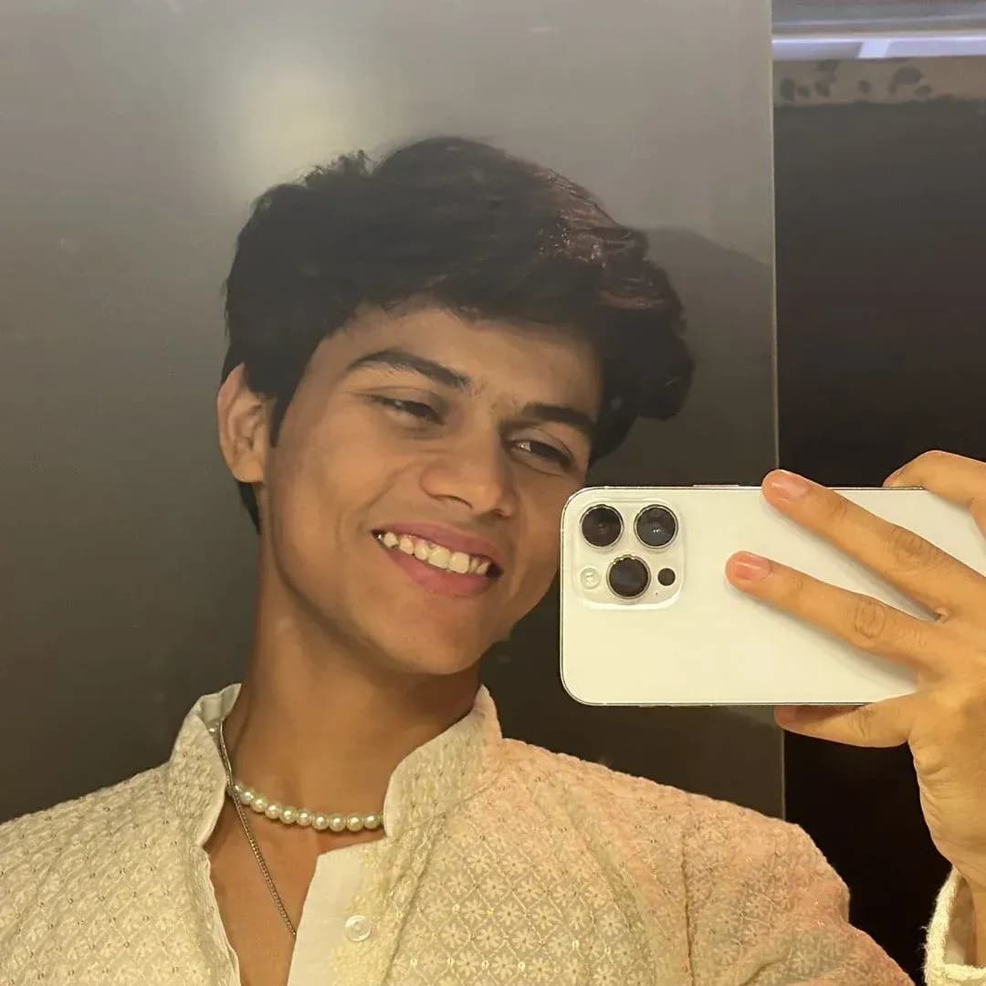 Adarsh Singh, comedy & entertainment creator in Begusarai: influencer roster, vexo.club
