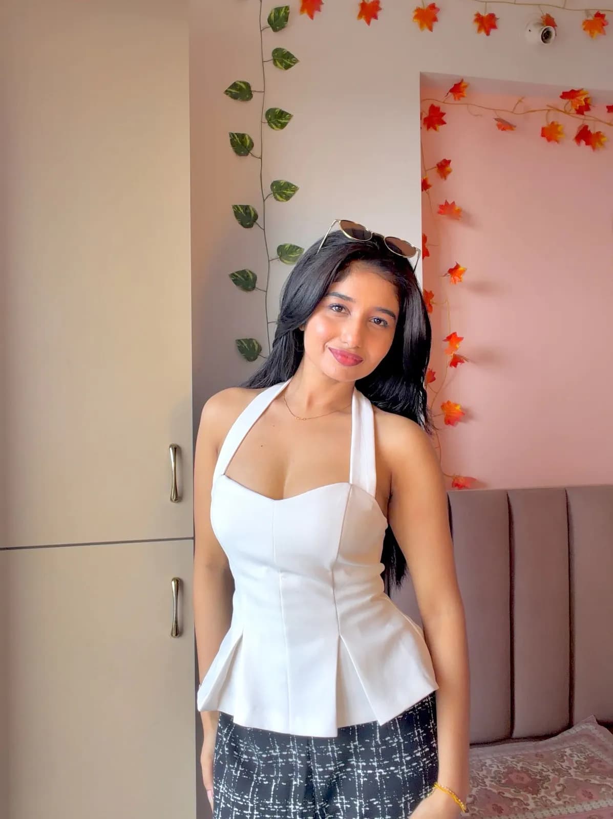 Vaanya Naik, lifestyle creator: influencer roster, vexo.club
