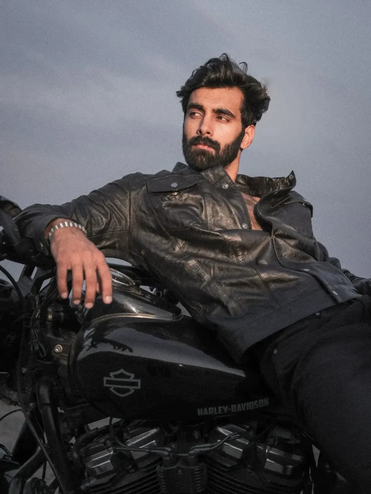 Piyush Manwani, fashion & style creator in Indore: influencer roster, vexo.club